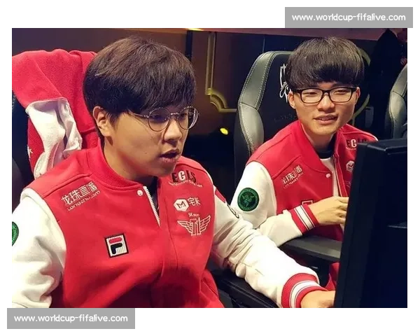 Faker的“十年之约”，终于圆满了！